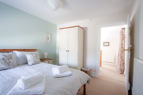 Berry Hall - Porty Eynon