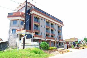 Hill Top Hotel Semuto