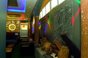 Hill Top Hotel Semuto