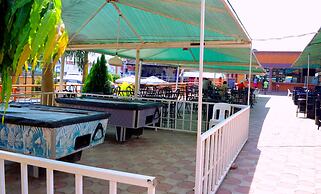 Hill Top Hotel Semuto