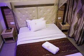 Hill Top Hotel Semuto