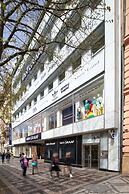 VN17 Rooftop Suites by Adrez Living