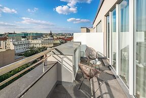 VN17 Rooftop Suites by Adrez Living