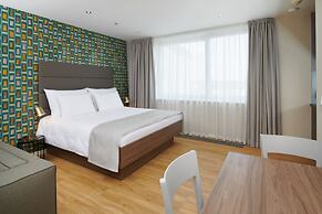 VN17 Rooftop Suites by Adrez Living