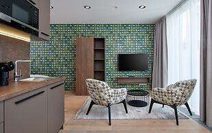 VN17 Rooftop Suites by Adrez Living