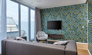 VN17 Rooftop Suites by Adrez Living