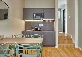 VN17 Rooftop Suites by Adrez Living