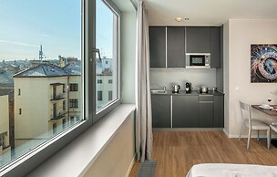 VN17 Rooftop Suites by Adrez Living