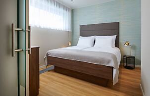 VN17 Rooftop Suites by Adrez Living