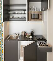 VN17 Rooftop Suites by Adrez Living