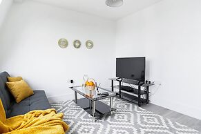 Livestay- Perfect For Contractors Luxury Apartment