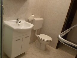 Apartments and Room Marin