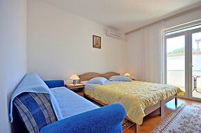 Apartments and Room Marin