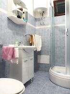 Apartments and Room Marin