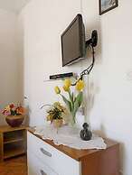 Apartments and Room Marin