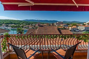 Apartments and Rooms Darinka