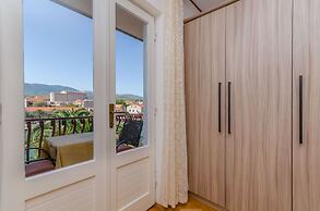 Apartments and Rooms Darinka