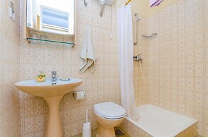 Apartments and Rooms Darinka