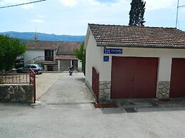 Apartment and Room Darinka