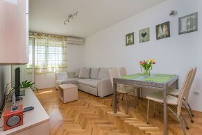 Apartments Cetina