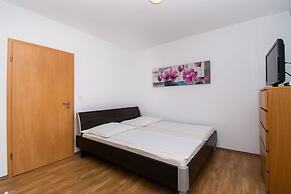 Apartments Kendes