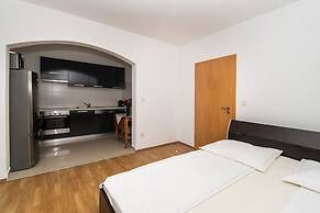 Apartments Kendes