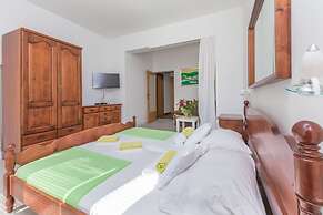 Apartments Clarus Mare