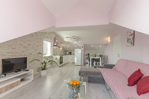 Apartment Golden Sunset