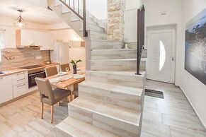 House Roko and Karla