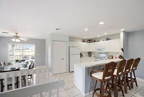 Dolphin Resort 3 Bedroom Home by RedAwning