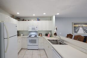 Dolphin Resort 3 Bedroom Home by RedAwning