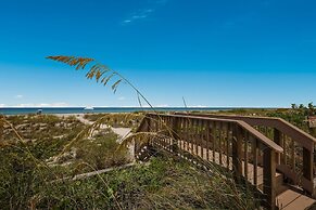 Dolphin Resort 3 Bedroom Home by RedAwning