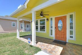 A Wave From It All 3 Bedroom Home by RedAwning