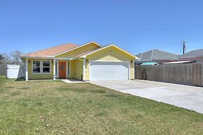 A Wave From It All 3 Bedroom Home by RedAwning