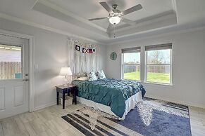 A Wave From It All 3 Bedroom Home by RedAwning