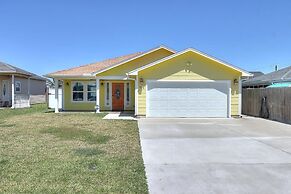 A Wave From It All 3 Bedroom Home by RedAwning