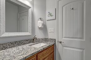 A Wave From It All 3 Bedroom Home by RedAwning