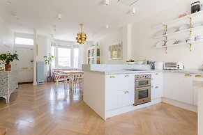 Oakington Road by Onefinestay