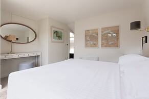 Oakington Road by Onefinestay