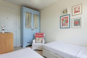 Oakington Road by Onefinestay