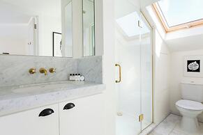 Oakington Road by Onefinestay