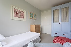 Oakington Road by Onefinestay