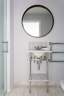 Oakington Road by Onefinestay