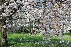 Bathurst Mews III by Onefinestay