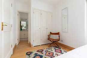 Bathurst Mews III by Onefinestay