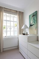 Bathurst Mews III by Onefinestay