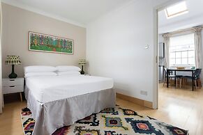 Bathurst Mews III by Onefinestay