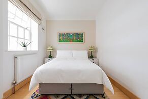 Bathurst Mews III by Onefinestay