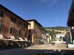 Suite Carla Lovely Apartment in Pietrasanta Center