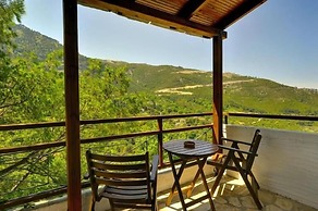 Hotel pool bar Tsigoura